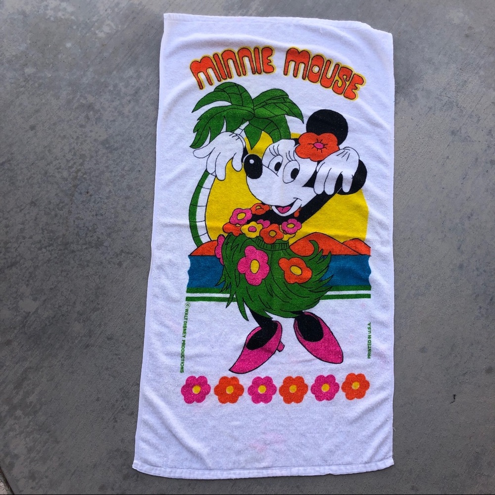 Vintage 80s Minnie Mouse Towel